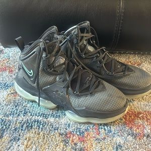 Size 9- Nike LeBron 19. Only wore a few times for basketball games